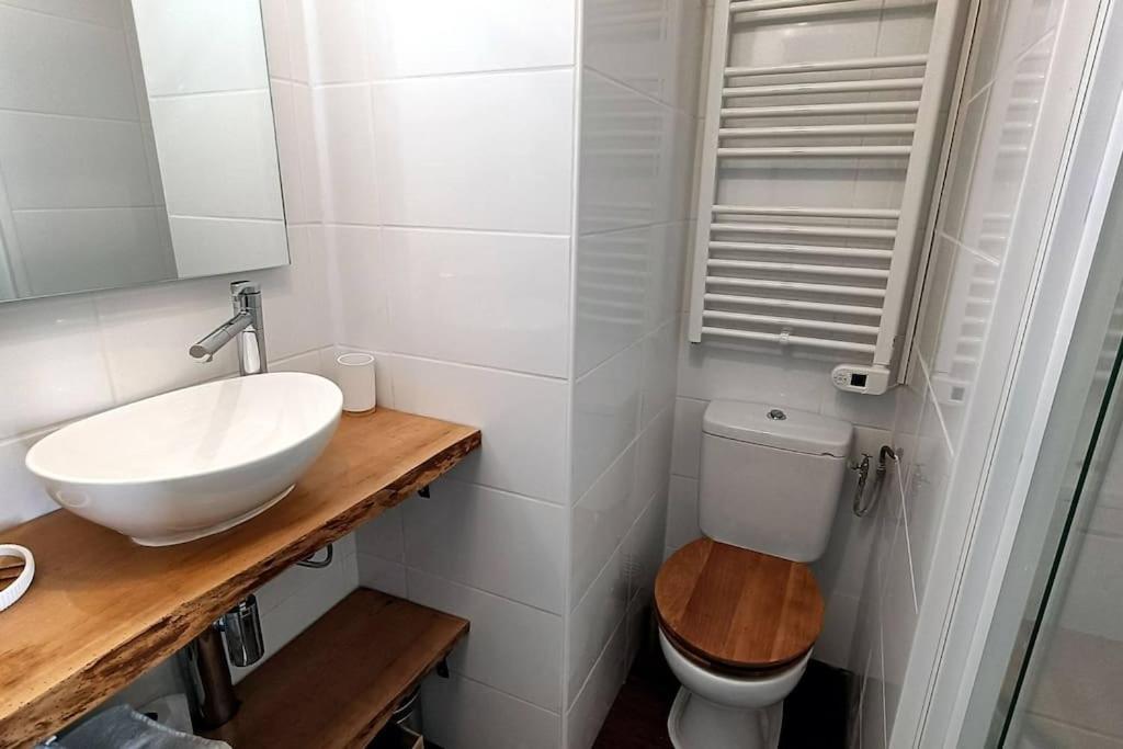 Logement Dans Maison De Pecheur ル・トレポール エクステリア 写真