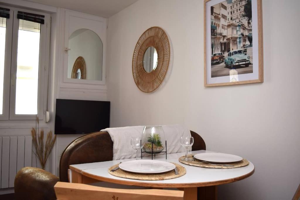 Logement Dans Maison De Pecheur ル・トレポール エクステリア 写真